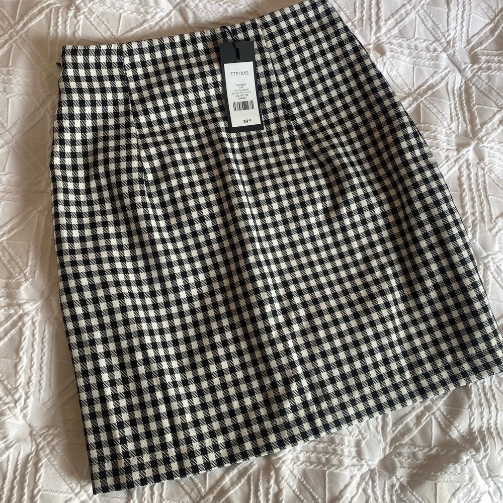 Dynamite Checkered Skirt
